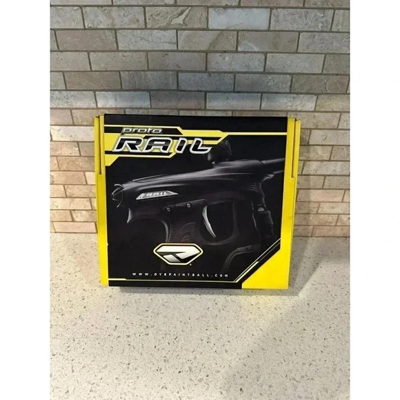 Proto‎ Rail paintball marker rail red dst  #114 - Picture 1 of 6